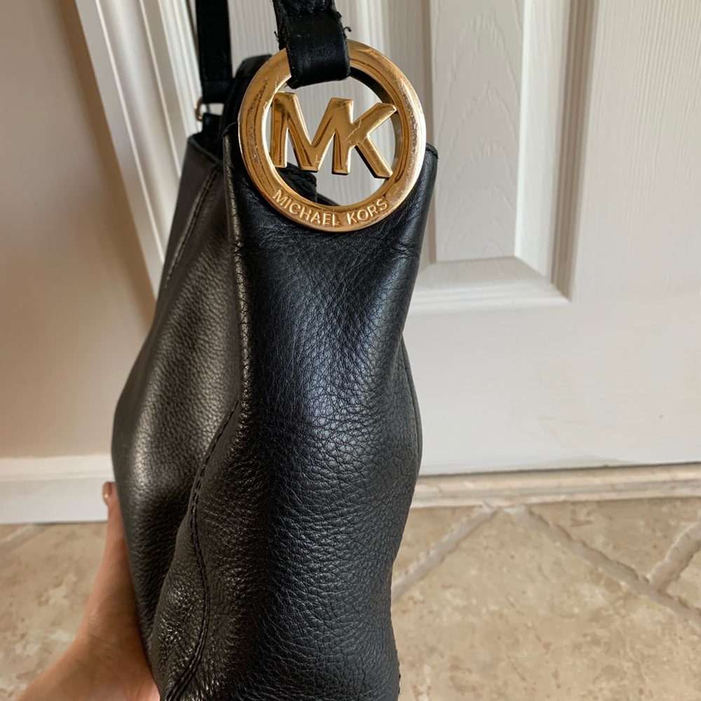 Michael Kors Shoulder Bag - Picture 5 of 8